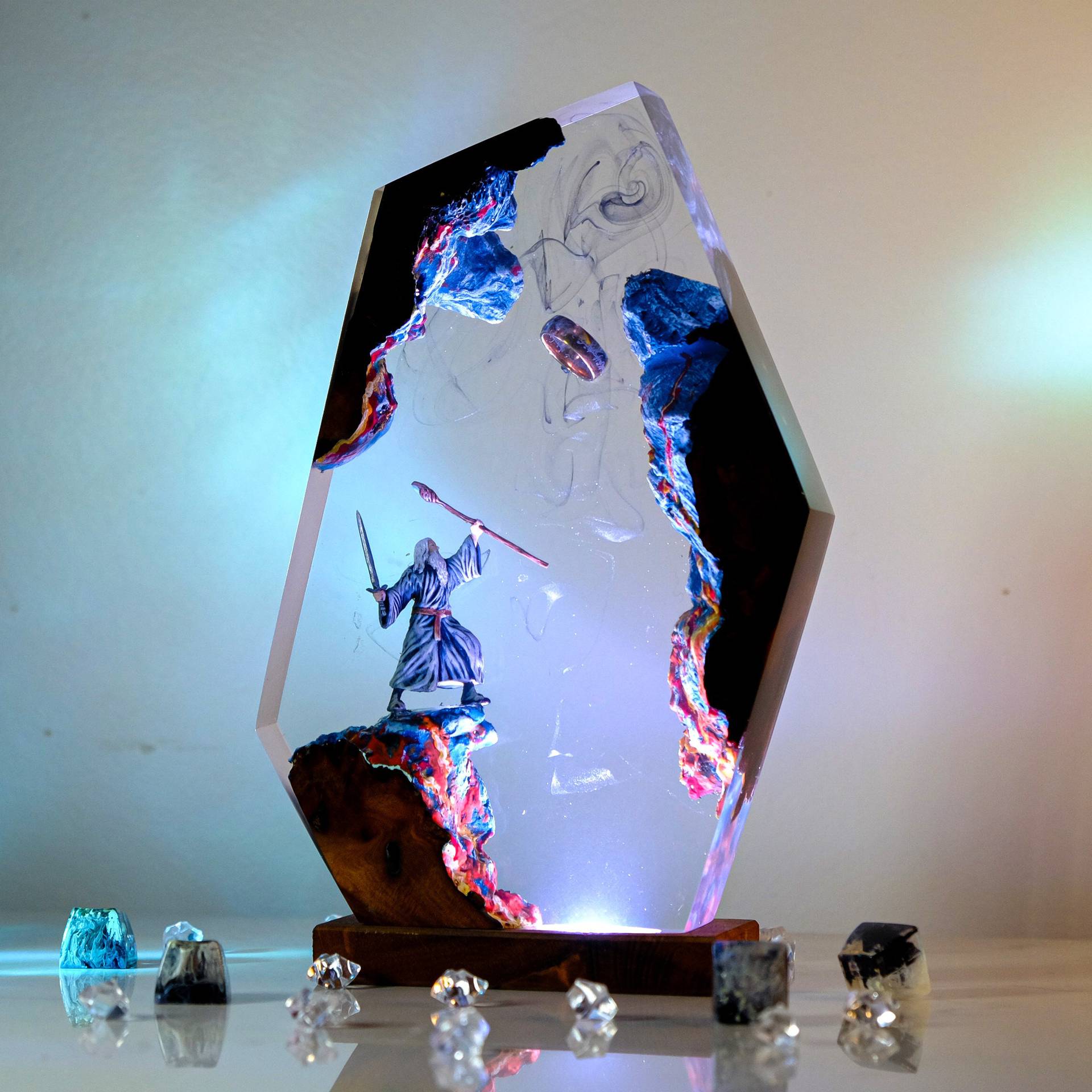 Movie Scence Figure Table Resi - Desk Setup Lamp review and price